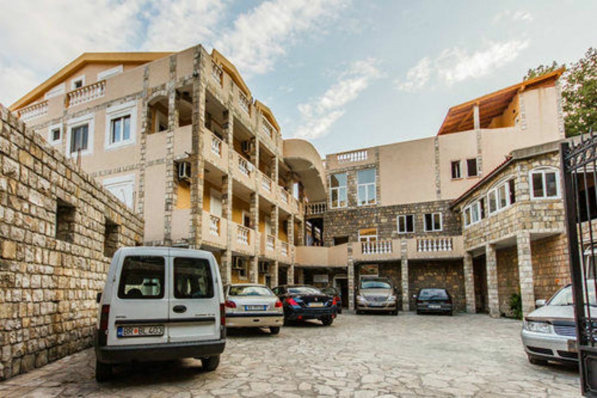 Castellamare Residence Petrovac Exterior photo